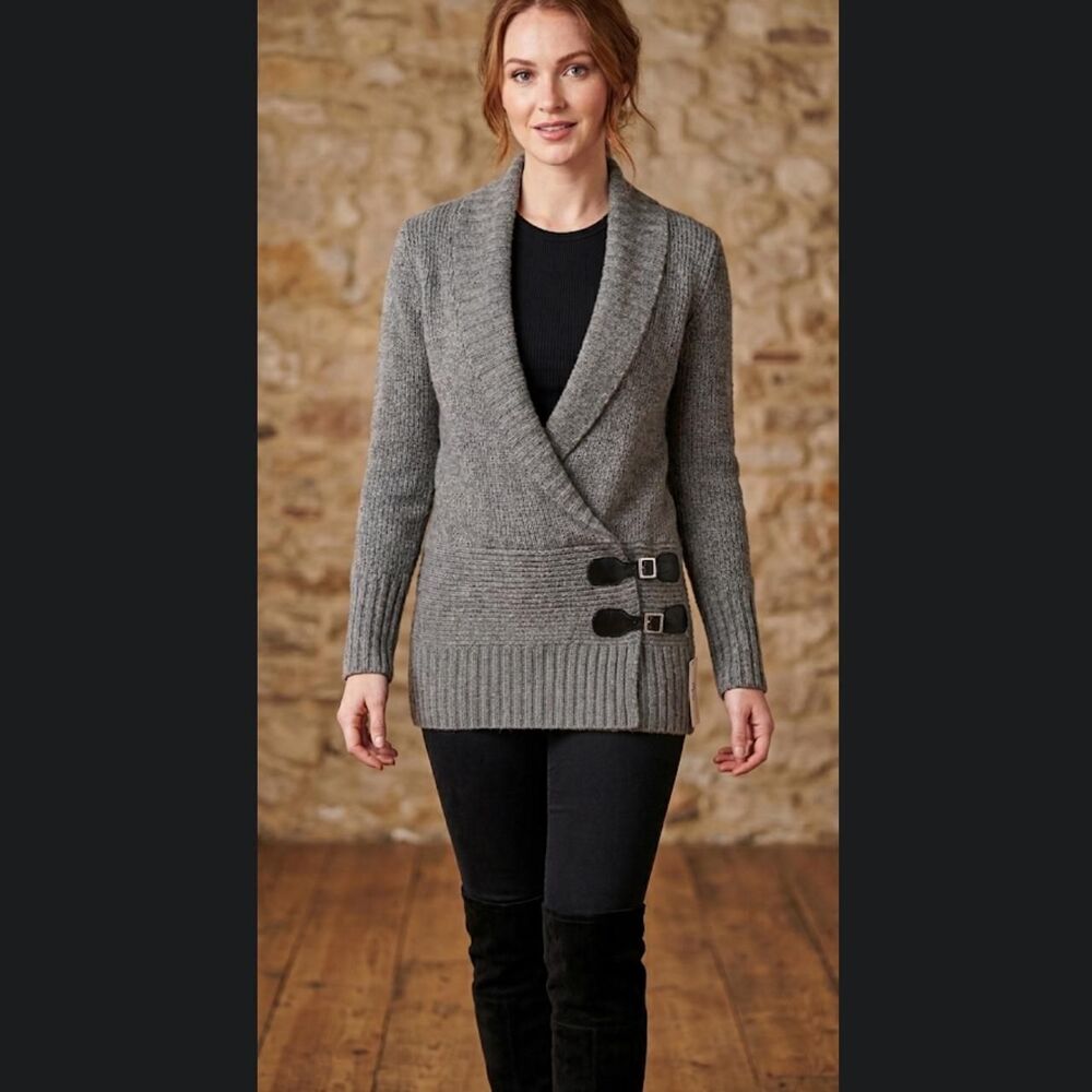 Vintage Y2K Moda International Women's Grey Sweater